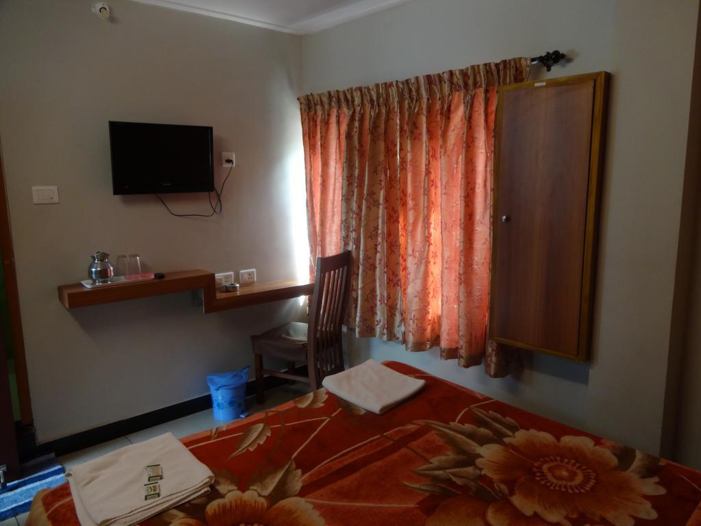 Green Apple Residency Утакаманд Экстерьер фото