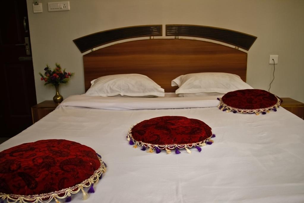 Green Apple Residency Утакаманд Номер фото